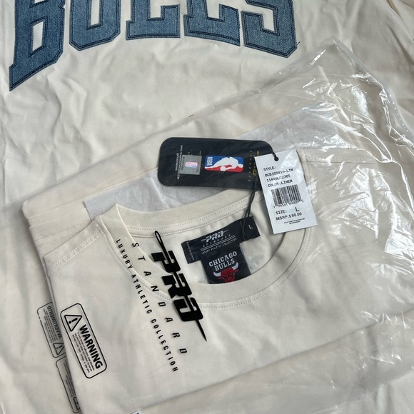 Chicago Bulls NBA Denim Logo Shirt - Picture 6 of 6